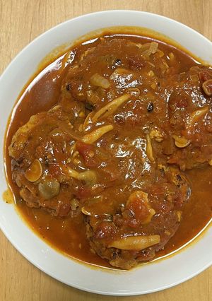 トマト煮込みハンバーグ-レシピのメイン写真