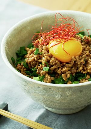 ガッツリ食べたい時に！にらたま丼-レシピのメイン写真