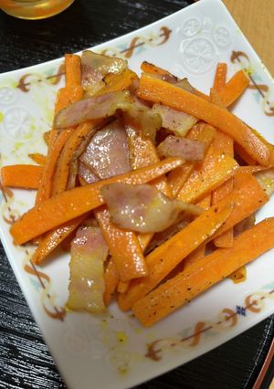にんじんとベーコンのマヨネーズ炒め-レシピのメイン写真