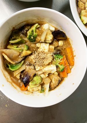 肉無簡単きな粉ごま赤味噌親子丼味野菜炒め-レシピのメイン写真