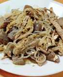 鶏ごぼうこんにゃくと白滝の卵がらめ