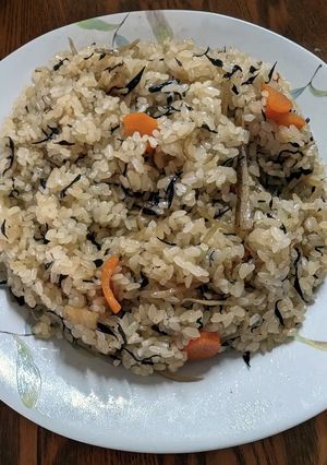 我が家のひじきと根菜おこわ（蒸し器）-レシピのメイン写真