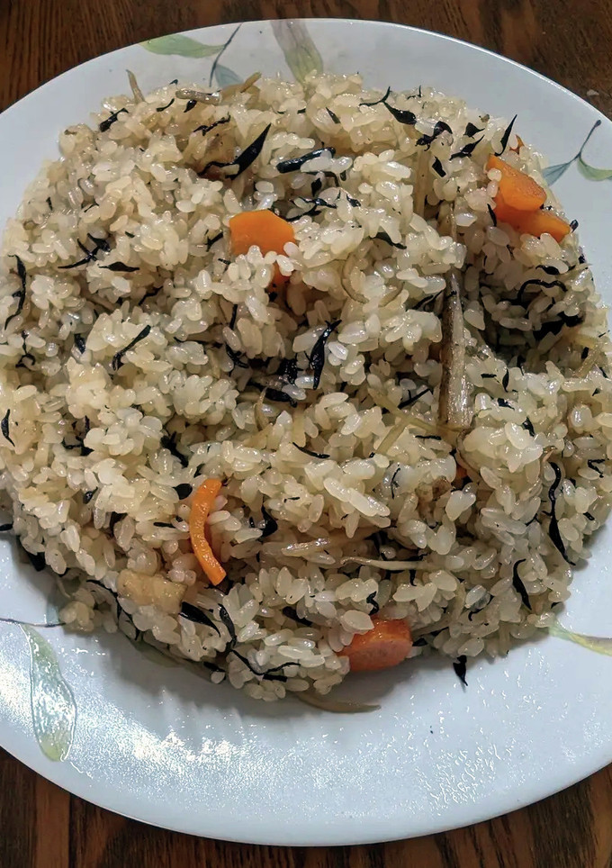 我が家のひじきと根菜おこわ（蒸し器）-レシピのメイン写真
