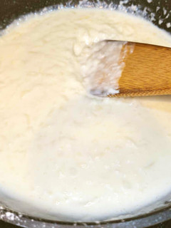 牛乳と小麦粉で作る濃厚クリームソース-レシピのメイン写真