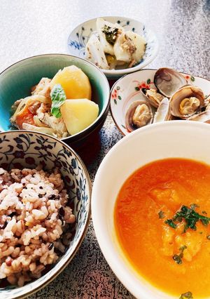 肉じゃがキャベツ煮人参スープあさり蒸し-レシピのメイン写真
