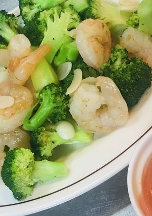 エビとブロッコリーのニンニク風味炒め-レシピのメイン写真