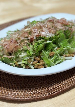 【ポリ袋で簡単】納豆と水菜のサラダ-レシピのメイン写真