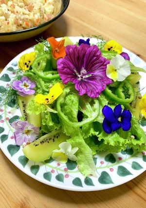 ビオラで華やか♡ グリーンサラダ-レシピのメイン写真