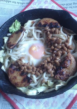 納豆月見の焼きうどんV9〜別寅の平天-レシピのメイン写真