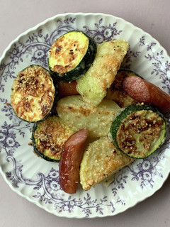 ズッキーニとじゃがいもの粉チーズグリル-レシピのメイン写真