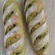 抹茶のソフトフランス(甘納豆入り)