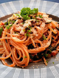 小松菜とベーコンのトマトソースパスタ-レシピのメイン写真