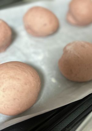 天然酵母いちごたっぷりふわふわ丸パン-レシピのメイン写真