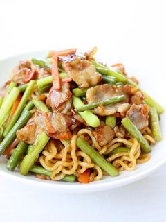 シンプル美味しい【にんにくの芽焼きそば】-レシピのメイン写真