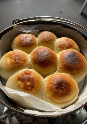 ダッチオーブンでふわふわパン-レシピのメイン写真