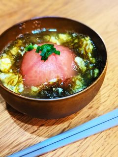 丸ごとトマトともずくの卵スープ-レシピのメイン写真