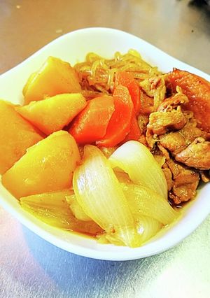 新玉ねぎと新じゃがの 豚バラ 肉じゃが-レシピのメイン写真