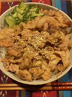 ベル食品豚丼のタレでつくる豚丼(豪華版)-レシピのメイン写真