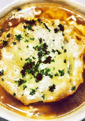 簡単すぎ！オニオングラタンスープ-レシピのメイン写真