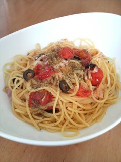 プチトマト・ベーコン・オリーブのパスタ-レシピのメイン写真