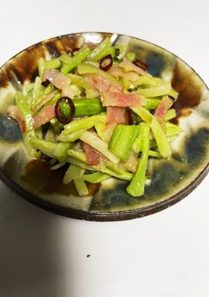 ブロッコリーの茎でペペロンチーノ-レシピのメイン写真