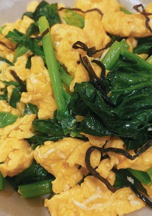 ほうれん草と卵の塩昆布バターソテー-レシピのメイン写真