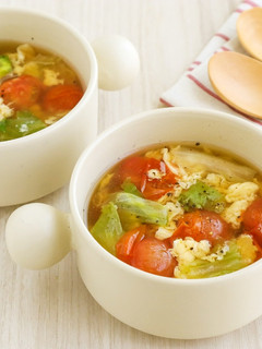 中華風♡レタスとトマトのふわふわ卵スープ-レシピのメイン写真