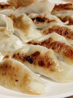 *ニラを食べる餃子*-レシピのメイン写真