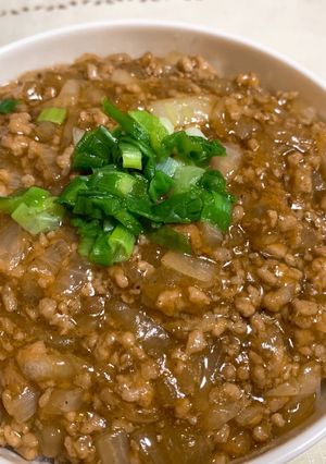 簡単♡玉ねぎと豚ひき肉の麻婆丼♡-レシピのメイン写真