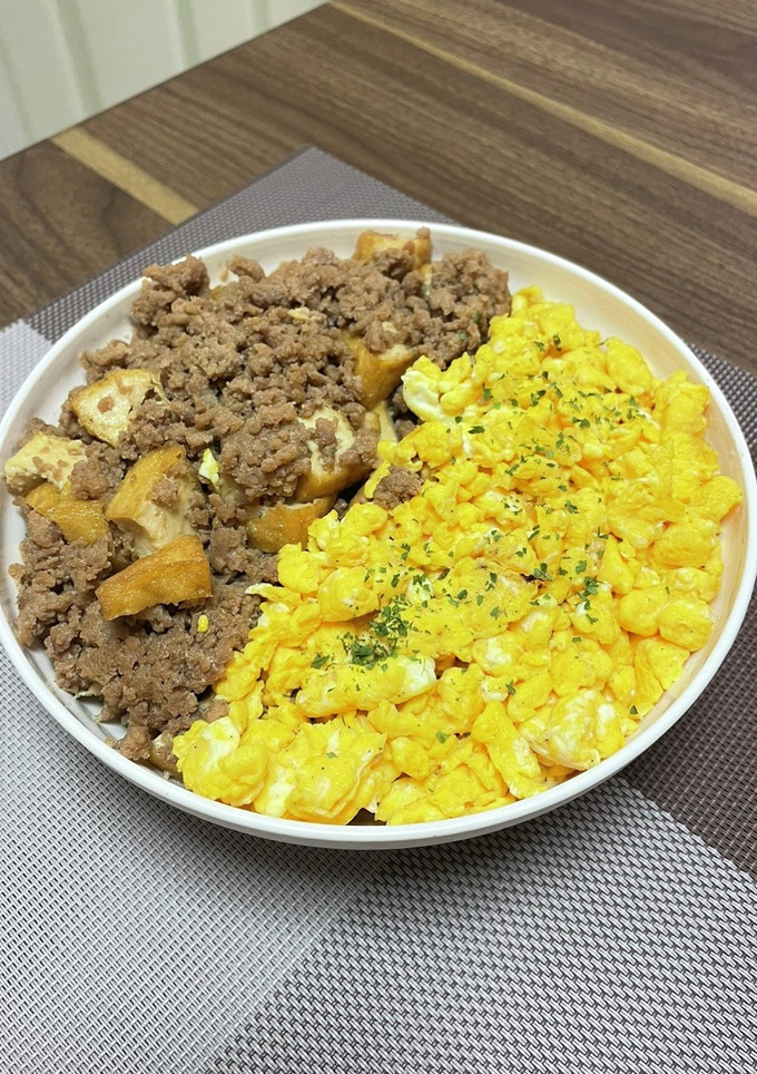 厚揚げもイレチャウそぼろ丼♪5/15-レシピのメイン写真