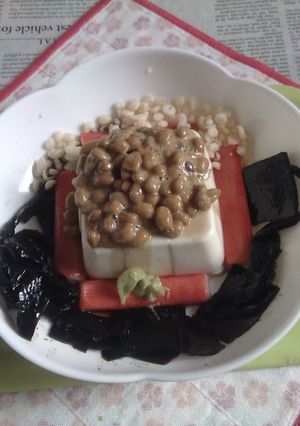 椎茸昆布・カニカマ＋納豆載せ冷奴のタパス-レシピのメイン写真