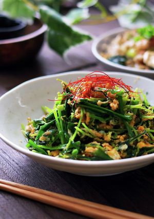 豆苗でかさ増し！5分で出来る爆速ニラ玉♪-レシピのメイン写真