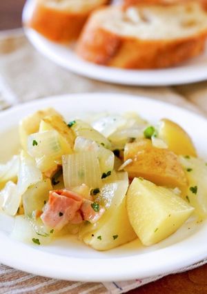 レンジで☆新玉・新じゃがのコンソメ煮-レシピのメイン写真