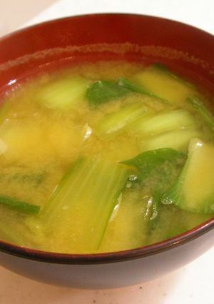 カレー風味のお味噌汁・・・チンゲン菜編-レシピのメイン写真