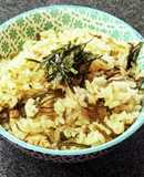 準備は5分！鯖缶と塩こんぶで炊き込みご飯