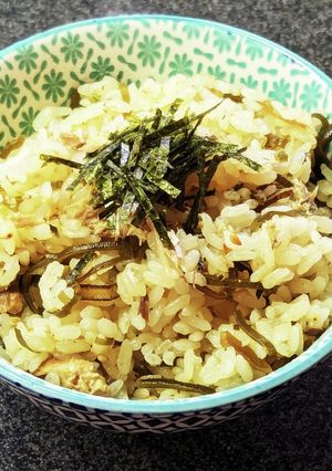 準備は5分！鯖缶と塩こんぶで炊き込みご飯-レシピのメイン写真