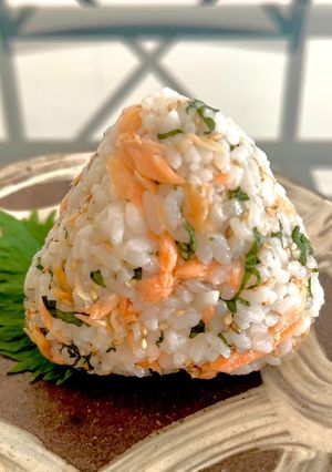 リクエストNo.1☆鮭と大葉のおにぎり-レシピのメイン写真