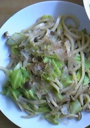 春キャベツで焼きうどん-レシピのメイン写真