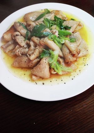簡単☆鶏皮の酒蒸し焼き-レシピのメイン写真