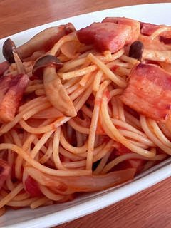 新玉ねぎとベーコンとシメジのトマトパスタ-レシピのメイン写真