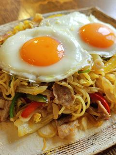市販蒸し麺で。アジア風焼きそば。-レシピのメイン写真