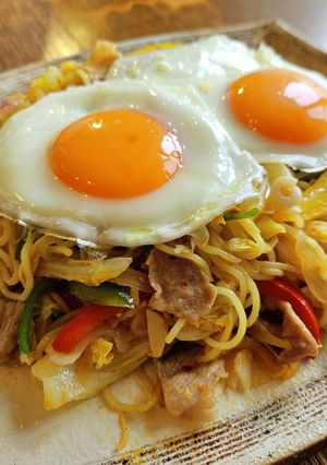 市販蒸し麺で。アジア風焼きそば。-レシピのメイン写真