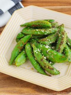 スナップエンドウのスパイシー焼き-レシピのメイン写真