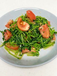 5分でできる豆苗とトマトのナムル-レシピのメイン写真