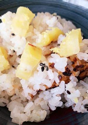 土鍋炊きでホクホク甘い！さつまいもごはん-レシピのメイン写真