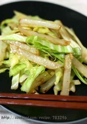 キャベツとジャガイモのニンニクバター炒め-レシピのメイン写真