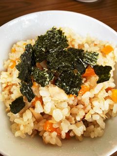 ツナマヨおにぎり風の炊き込みご飯♡-レシピのメイン写真