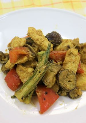 鶏肉と夏野菜のタンドリー炒め-レシピのメイン写真