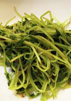 豆苗のピリ辛炒め-レシピのメイン写真