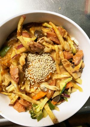 お一人様野菜たっぷりウスターウインナー丼-レシピのメイン写真